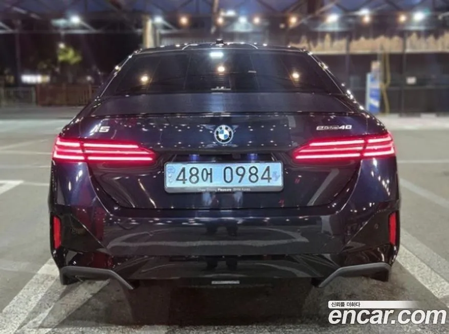 BMW i5 — фото 2
