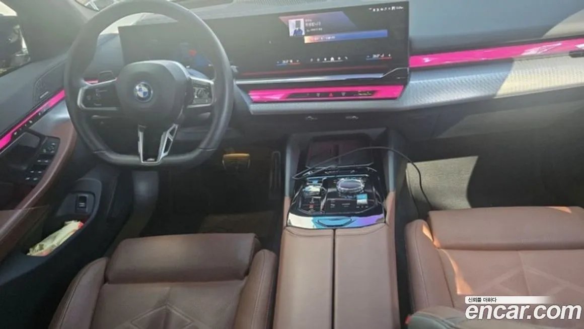 BMW i5 — фото 8