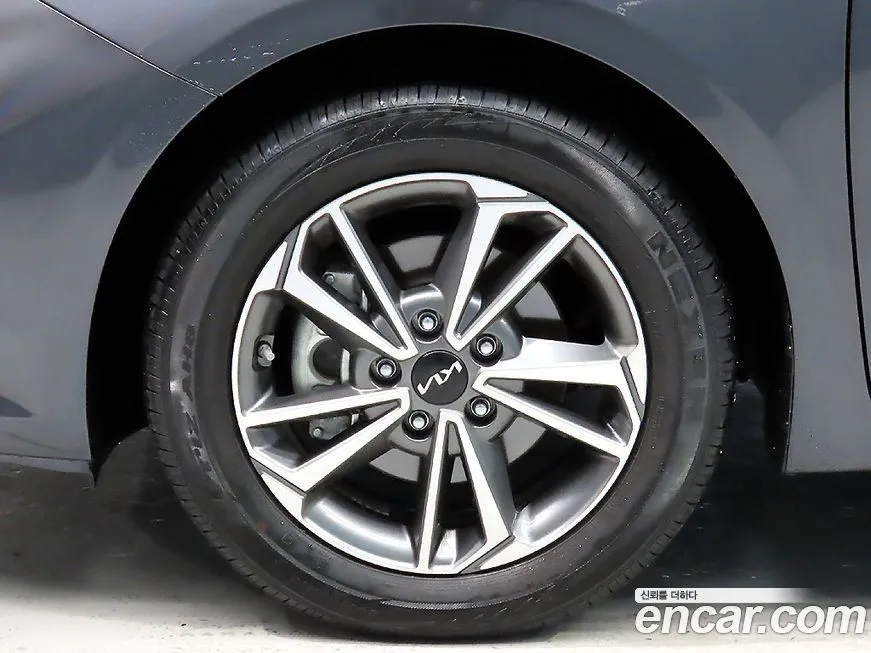 Kia K3 — фото 5