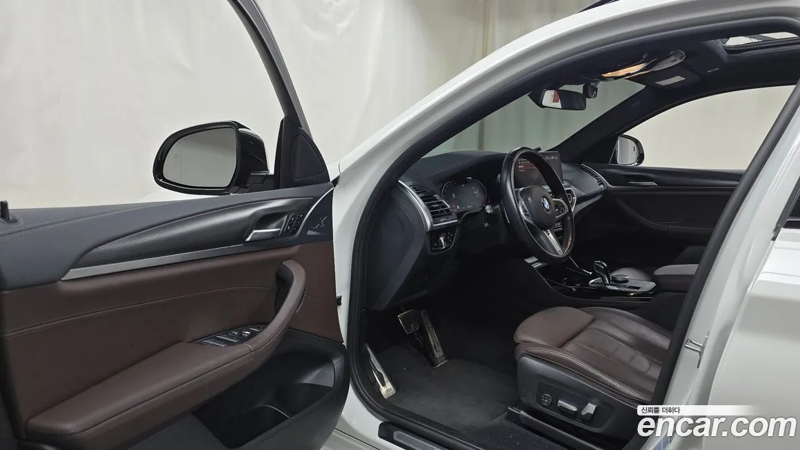 BMW X4 2022 из KR, фото 10