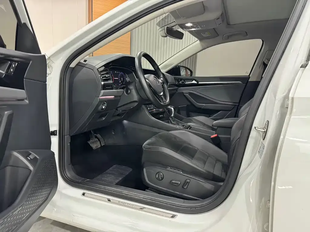 Volkswagen Sagitar 2021 из CN, фото 7