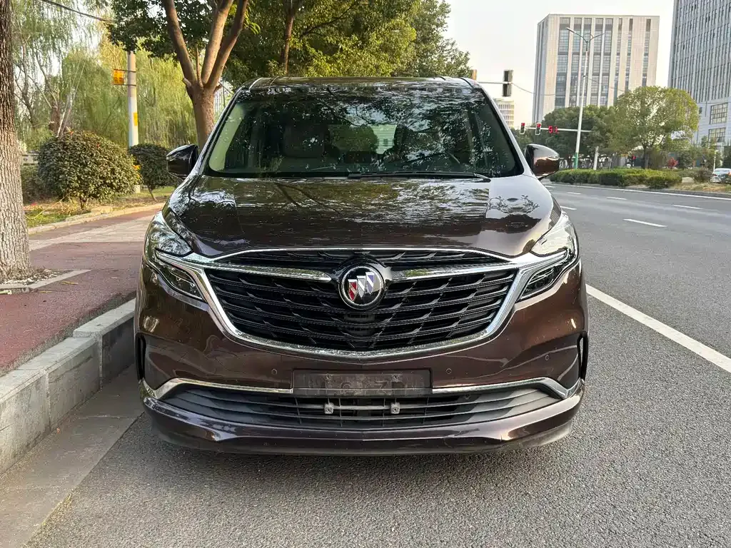 Buick GL8 2021 из CN, фото 2