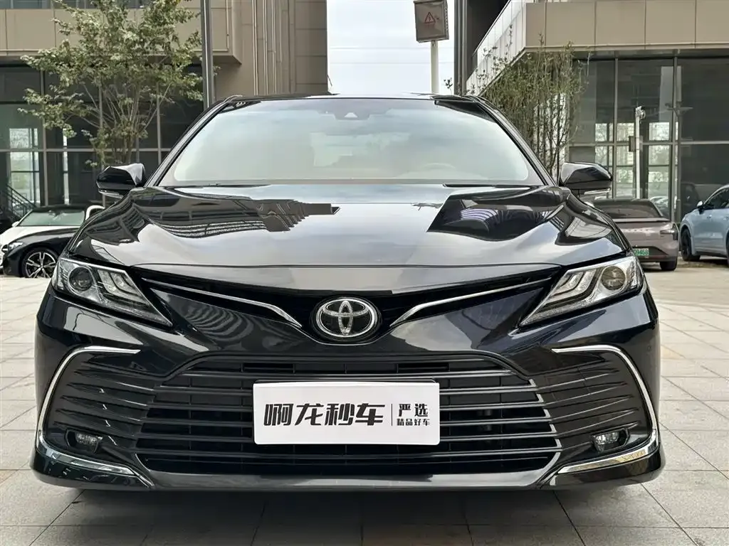 Toyota Camry 2023 из CN, фото 3
