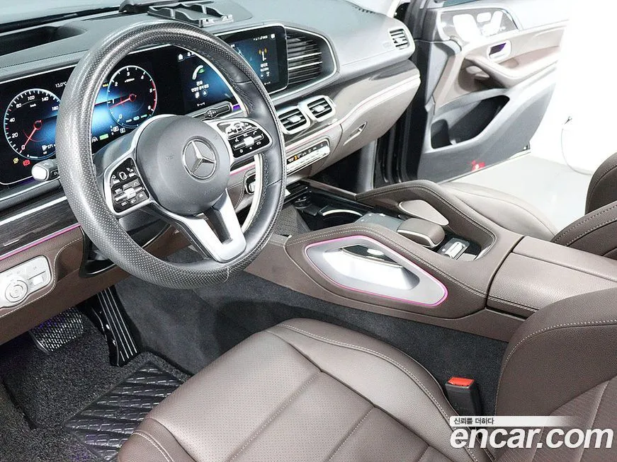 Mercedes-Benz GLE-Class — фото 10