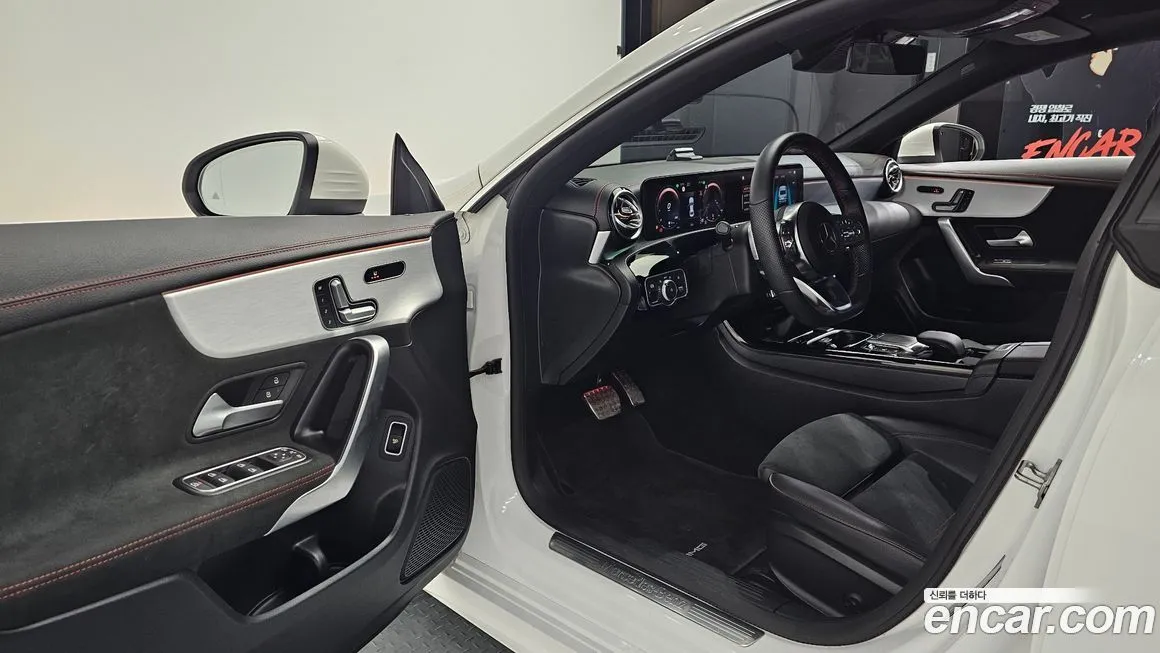 Mercedes-Benz CLA-Class — фото 10