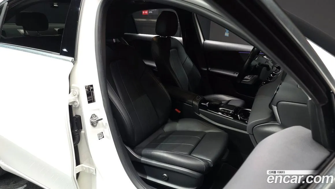 Mercedes-Benz A-Class 2023 из KR, фото 10