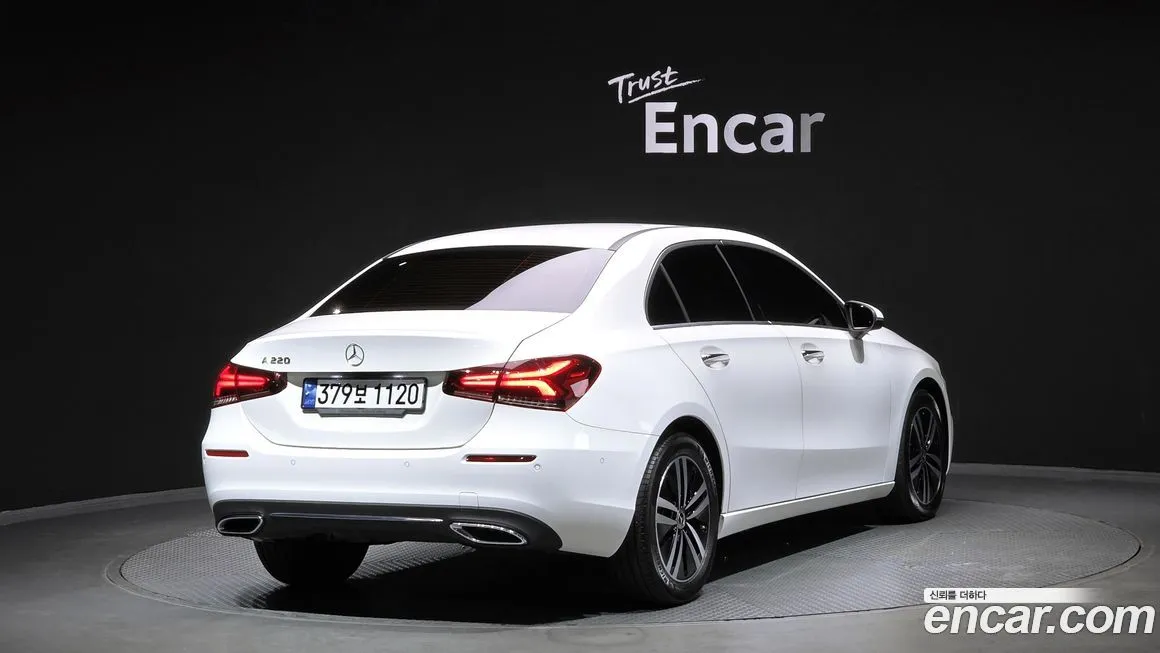 Mercedes-Benz A-Class 2023 из KR, фото 2