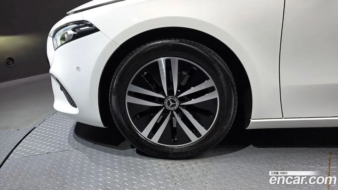Mercedes-Benz A-Class 2023 из KR, фото 5