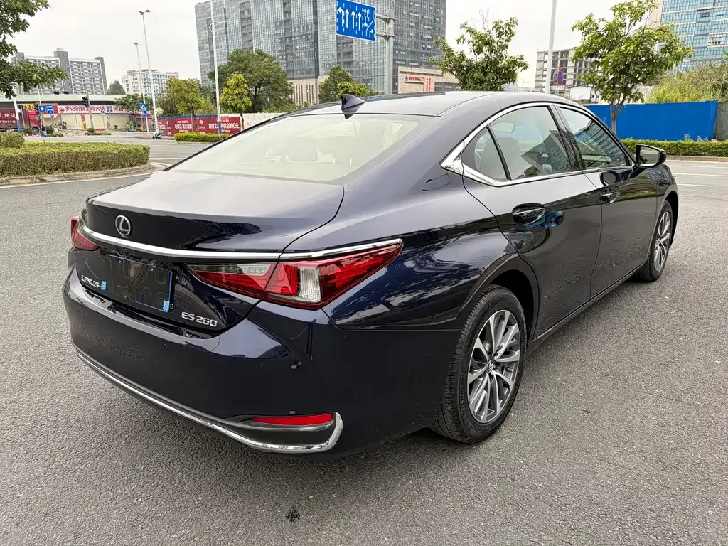 Lexus ES 2023 из CN, фото 7