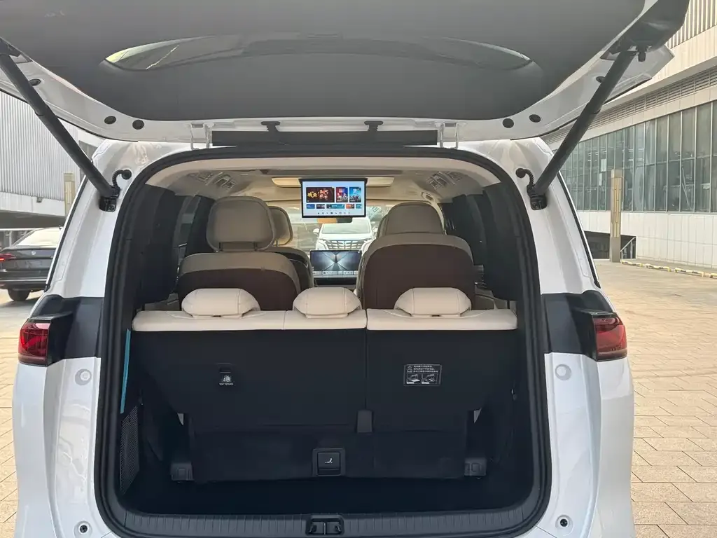 BYD Xia 2025 из CN, фото 10