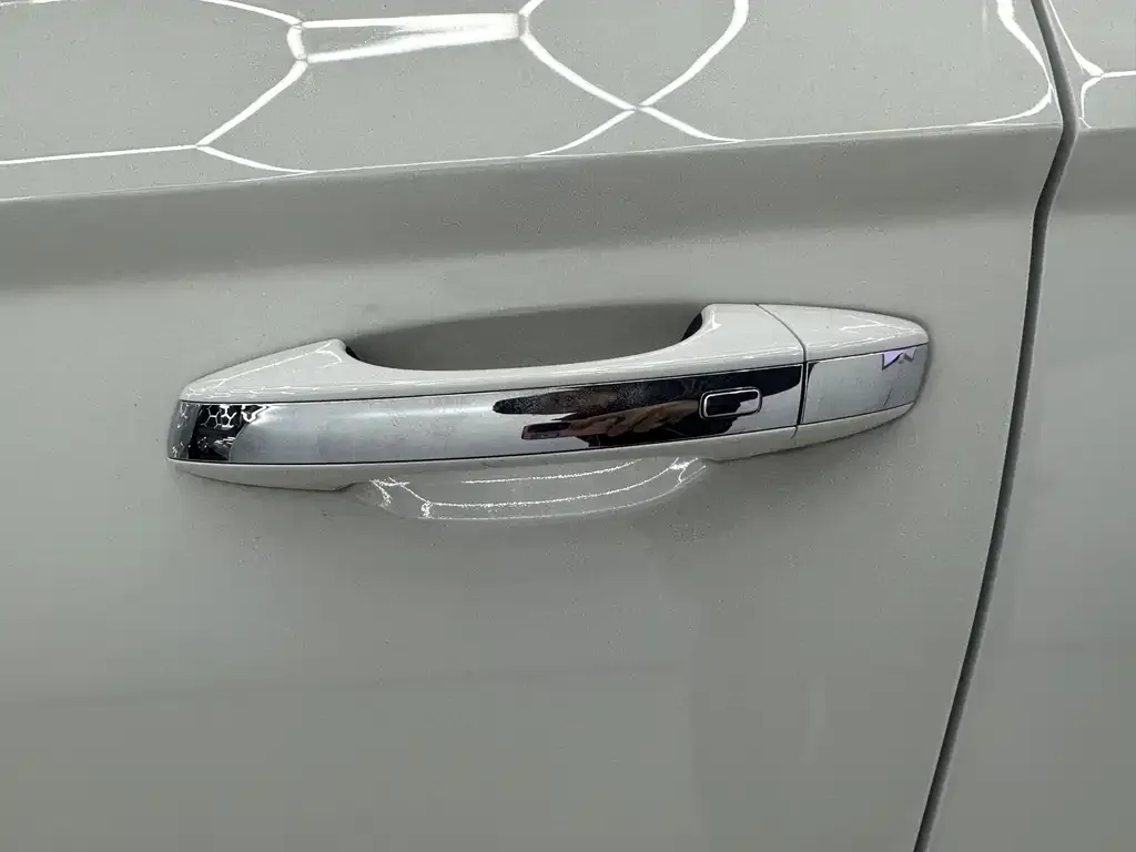 Volkswagen Tharu 2022 из CN, фото 10