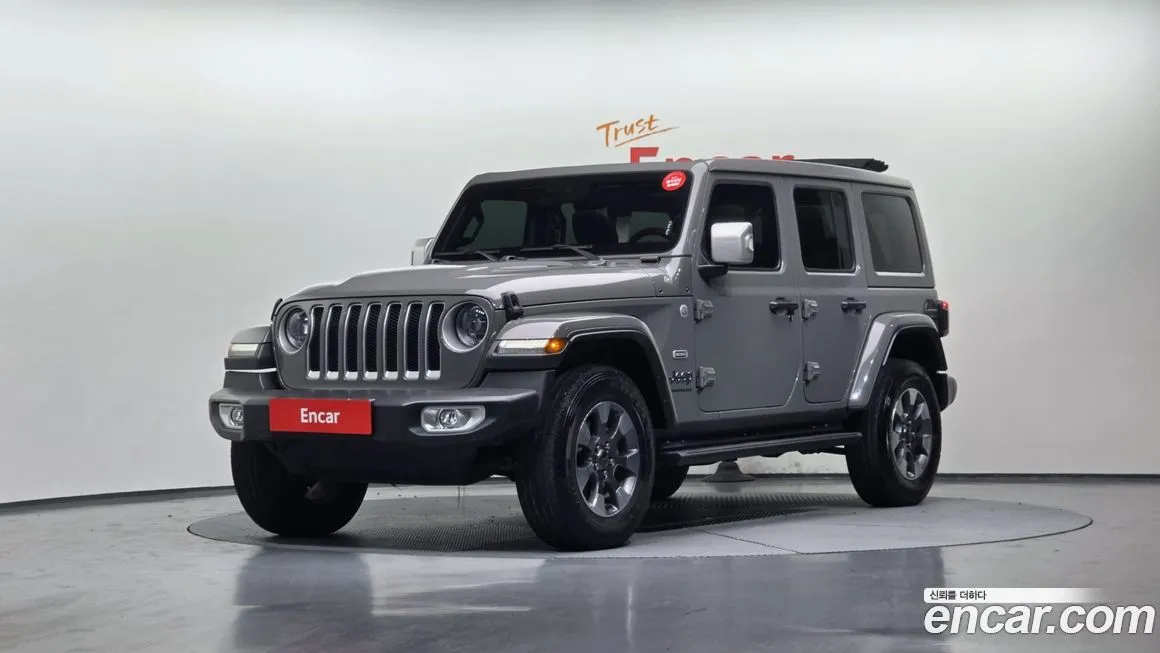 Jeep Wrangler — фото 1