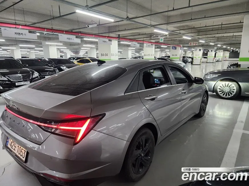 Hyundai AVANTE — фото 4