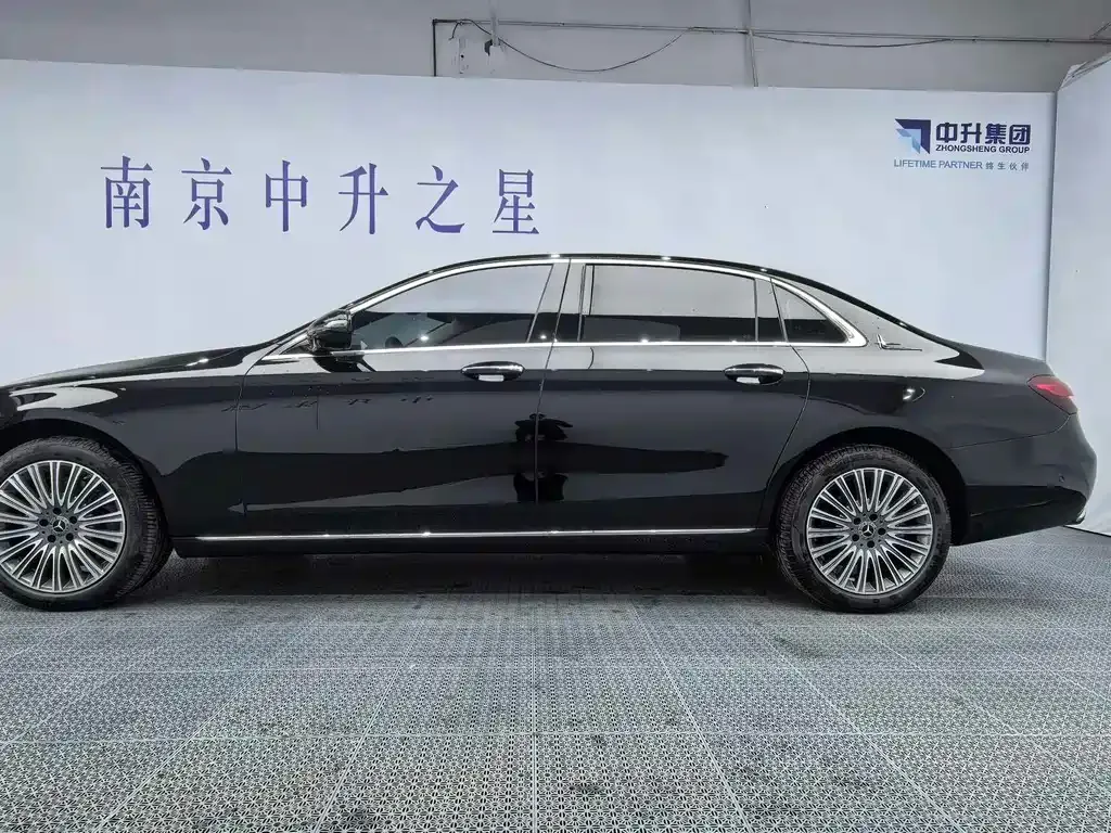 Mercedes-Benz E-Class 2023 из CN, фото 7