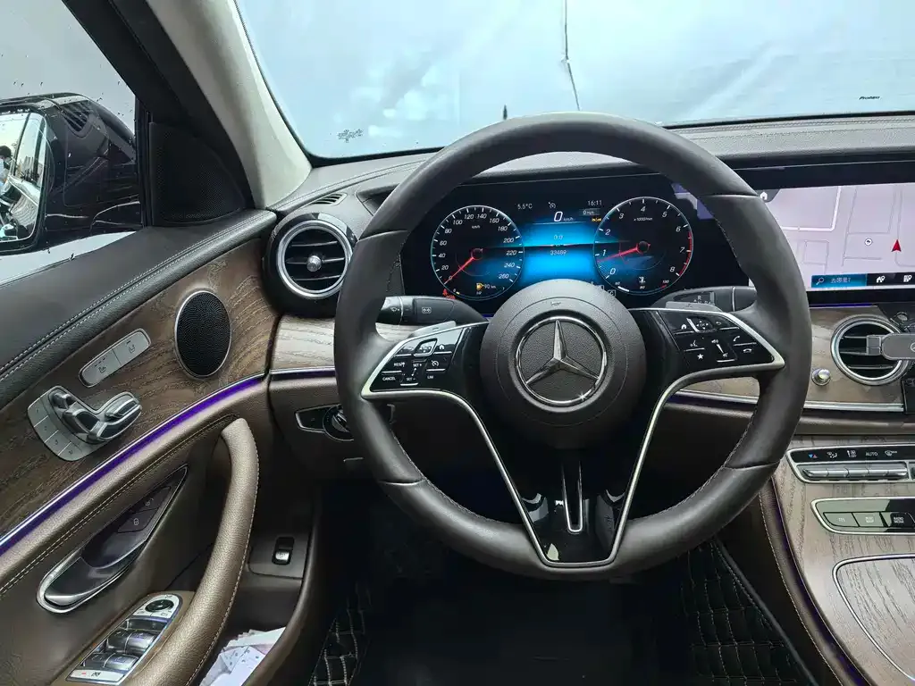 Mercedes-Benz E-Class 2023 из CN, фото 8
