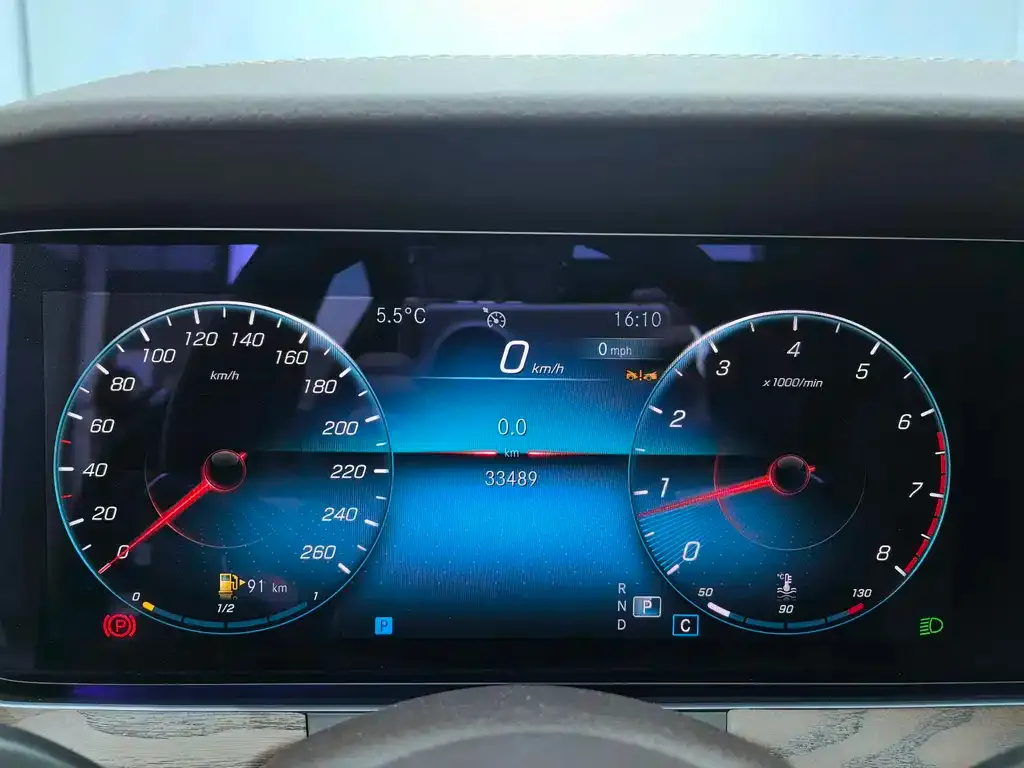 Mercedes-Benz E-Class 2023 из CN, фото 9