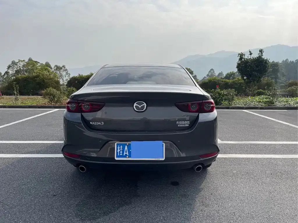 Mazda 3 Axela 2024 из CN, фото 5