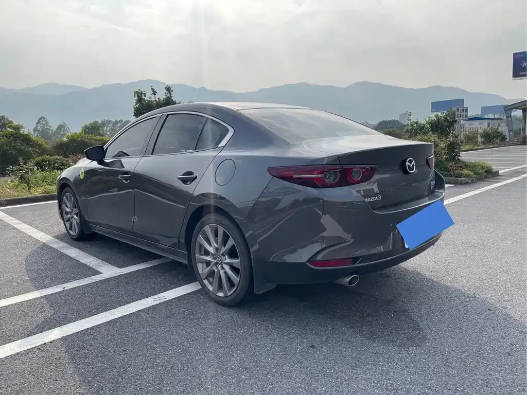 Mazda 3 Axela 2024 из CN, фото 6