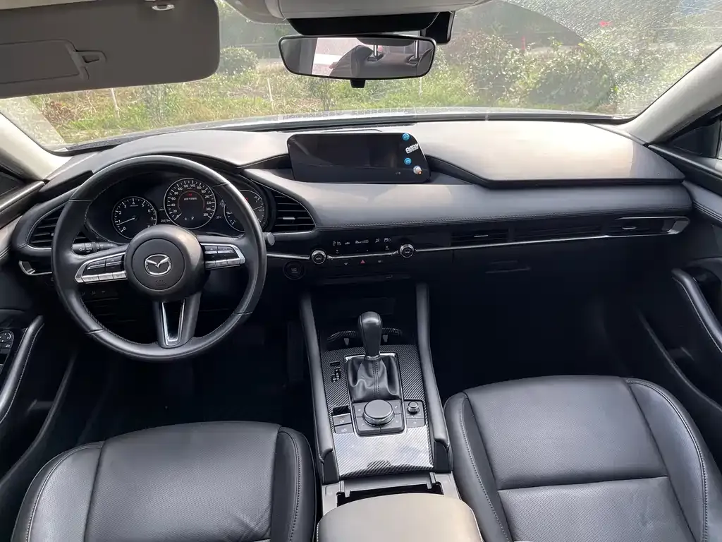 Mazda 3 Axela 2024 из CN, фото 9