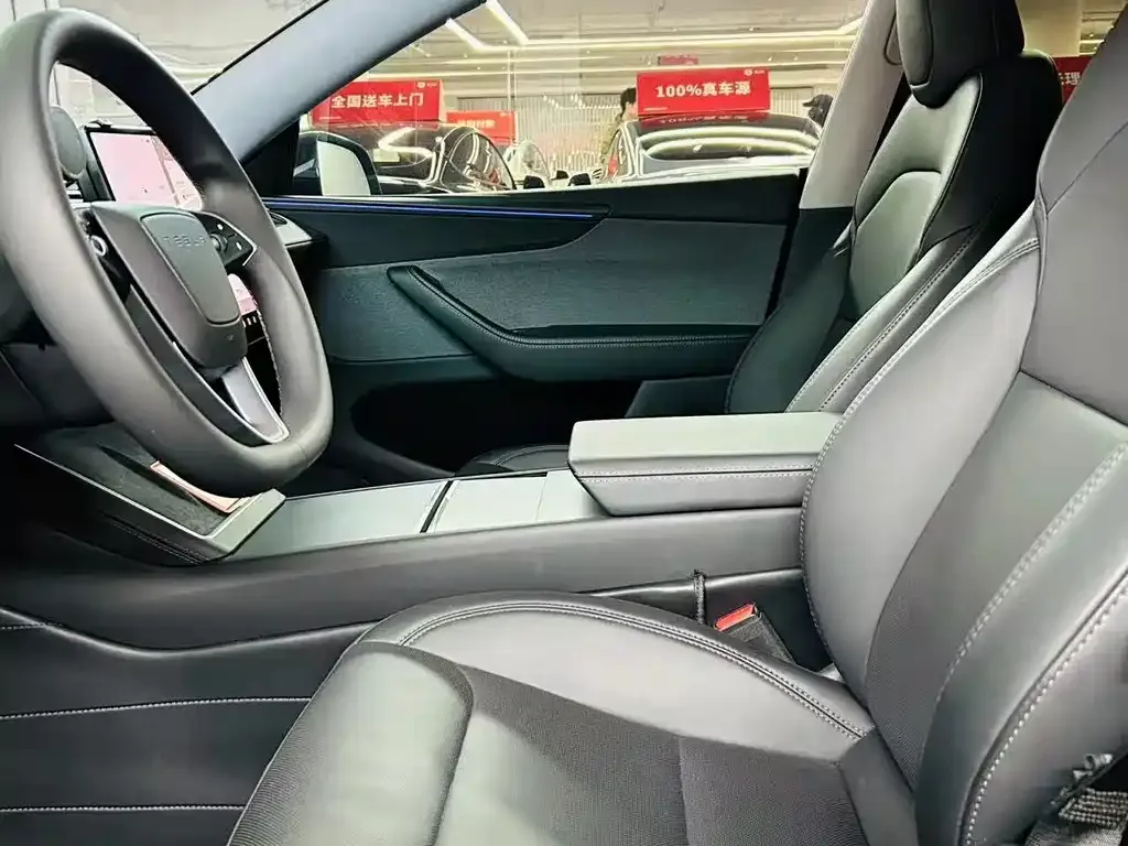Tesla Model Y 2025 из CN, фото 5