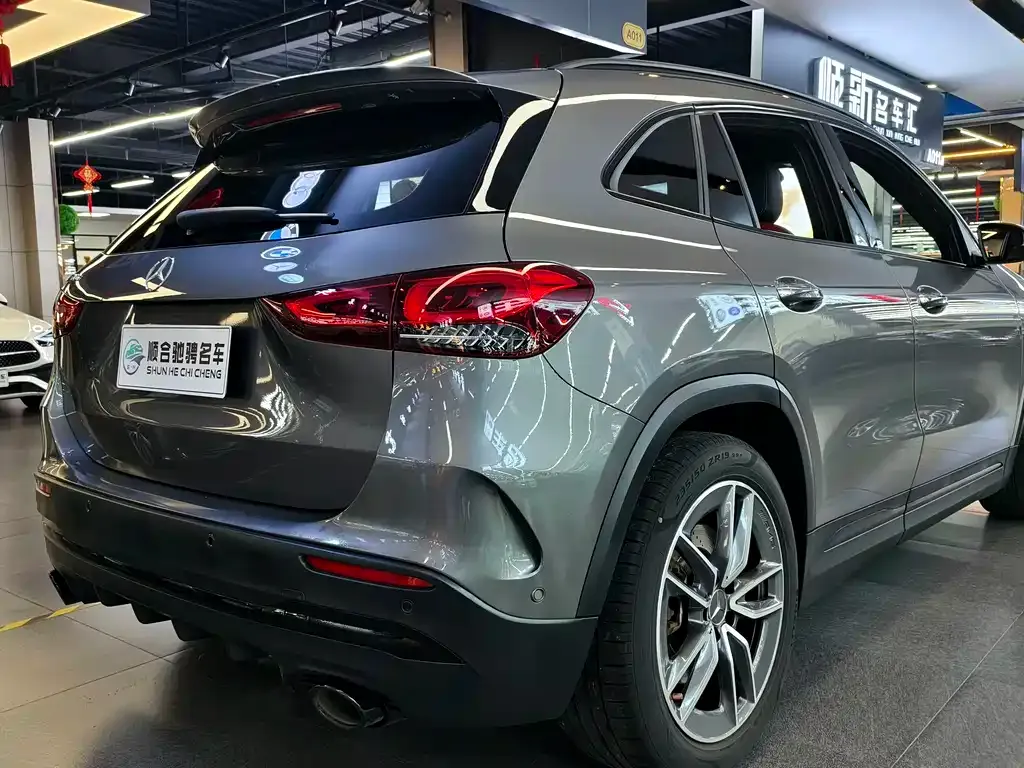 Mercedes-Benz GLA AMG — фото 5