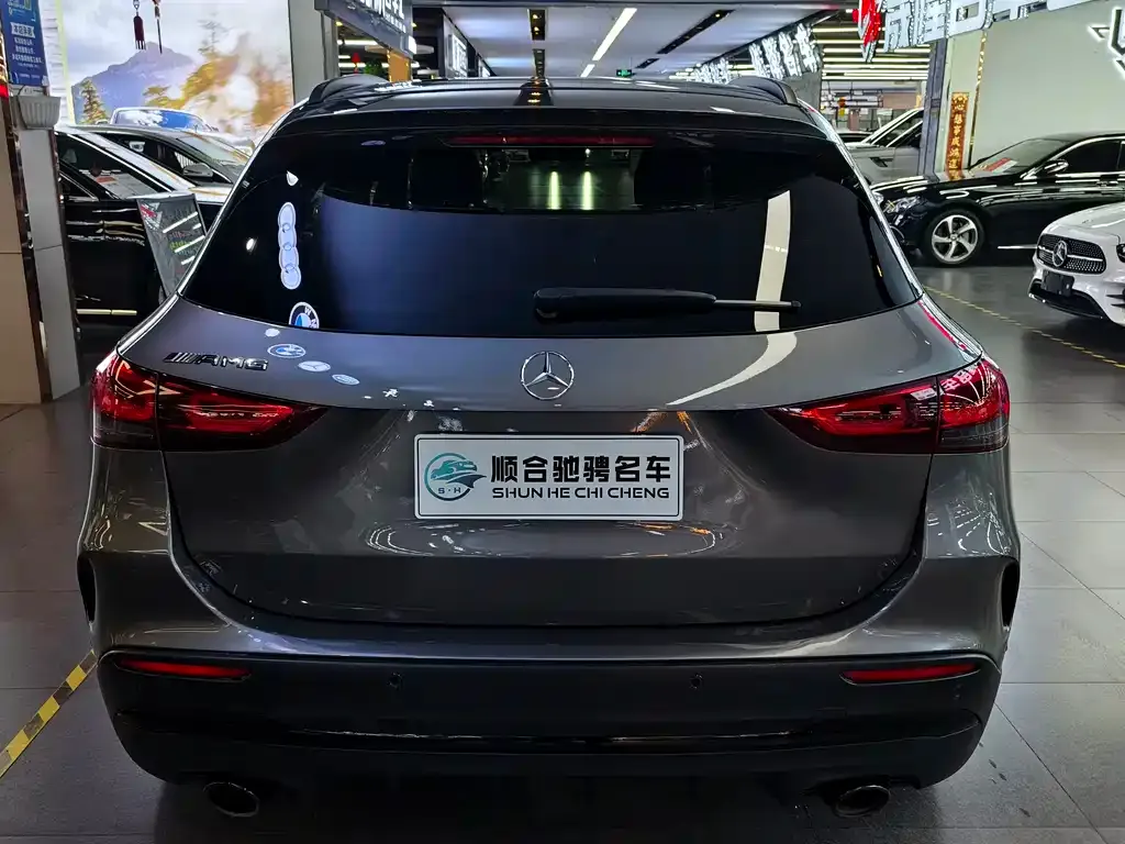 Mercedes-Benz GLA AMG — фото 6