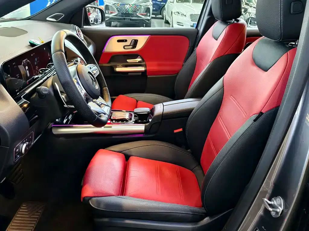 Mercedes-Benz GLA AMG — фото 9