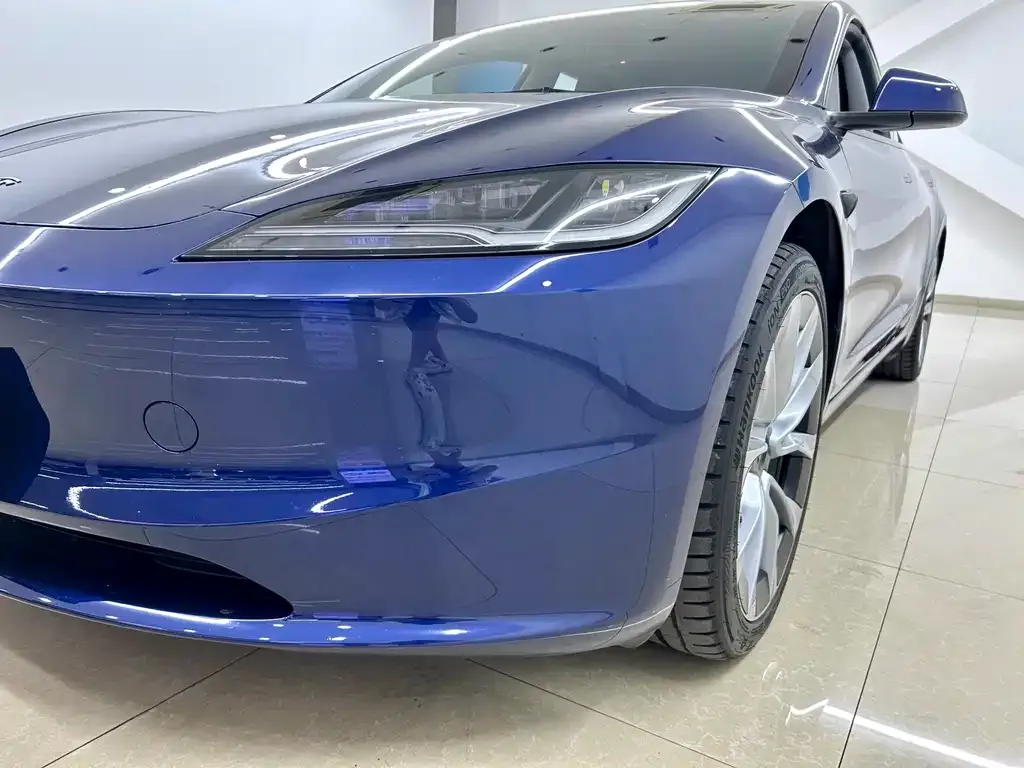 Tesla Model 3 2023 из CN, фото 4