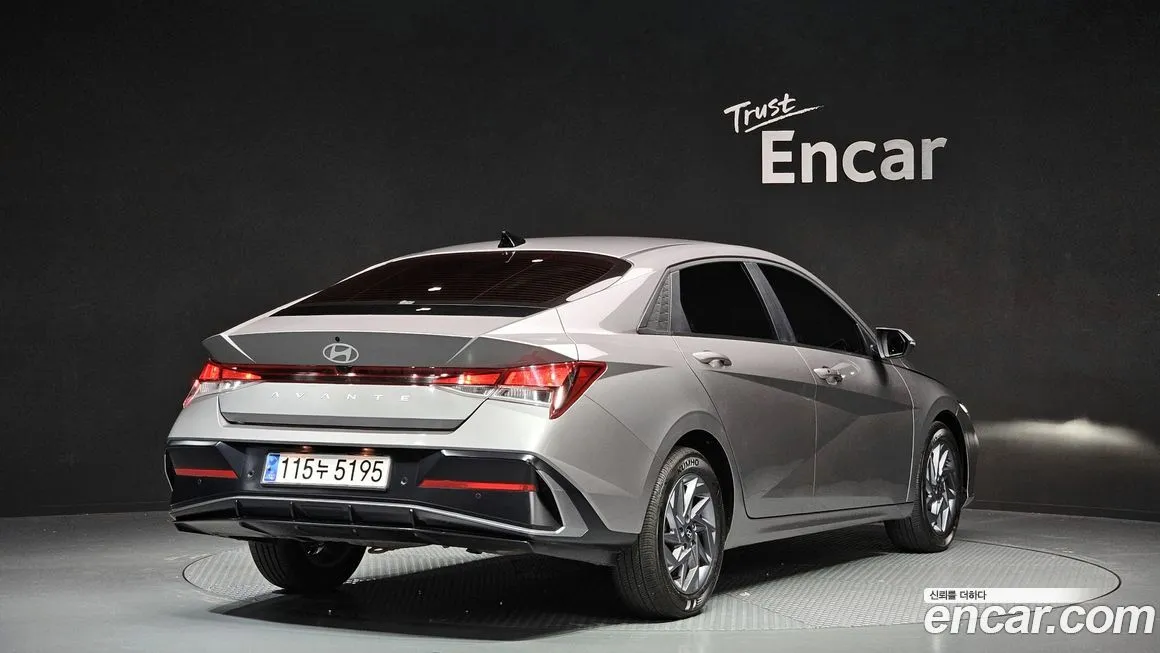 Hyundai AVANTE 2024 из KR, фото 2