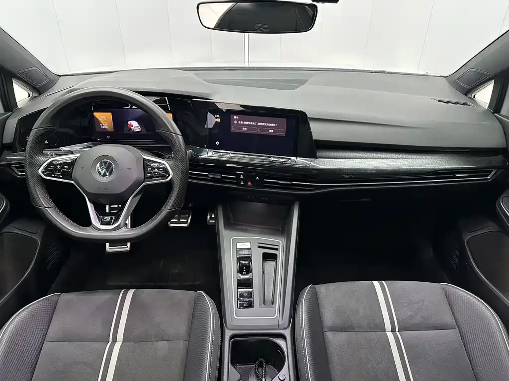 Volkswagen Golf 2021 из CN, фото 6