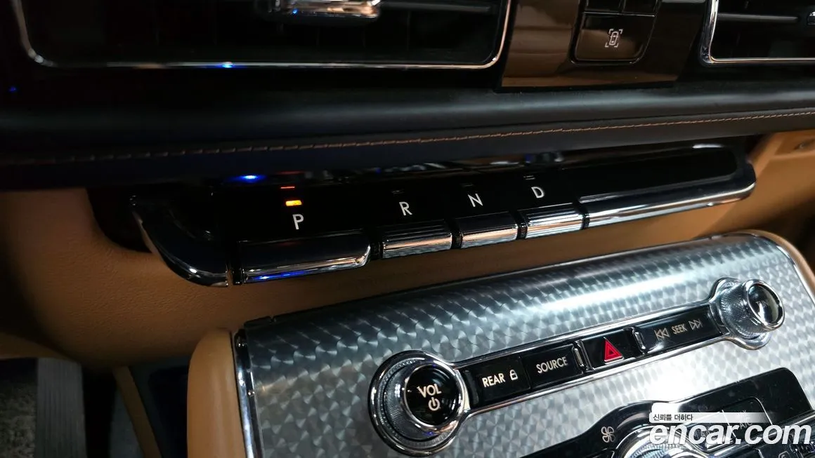 Lincoln Aviator — фото 9