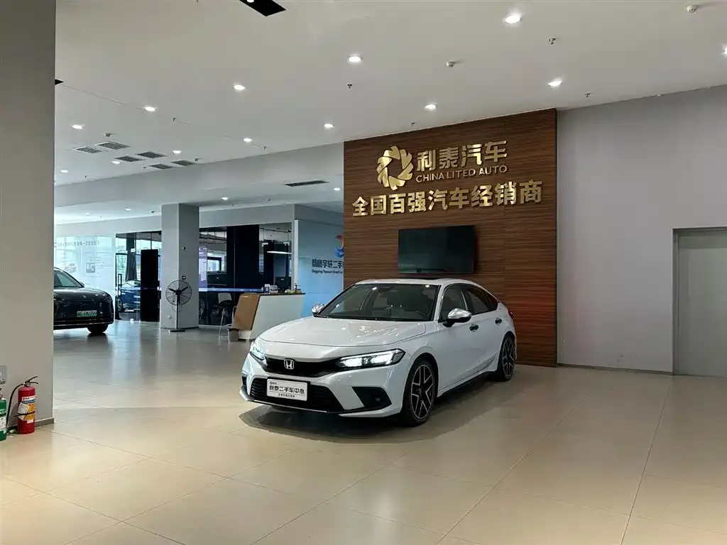 Honda Civic 2023 из CN, фото 1