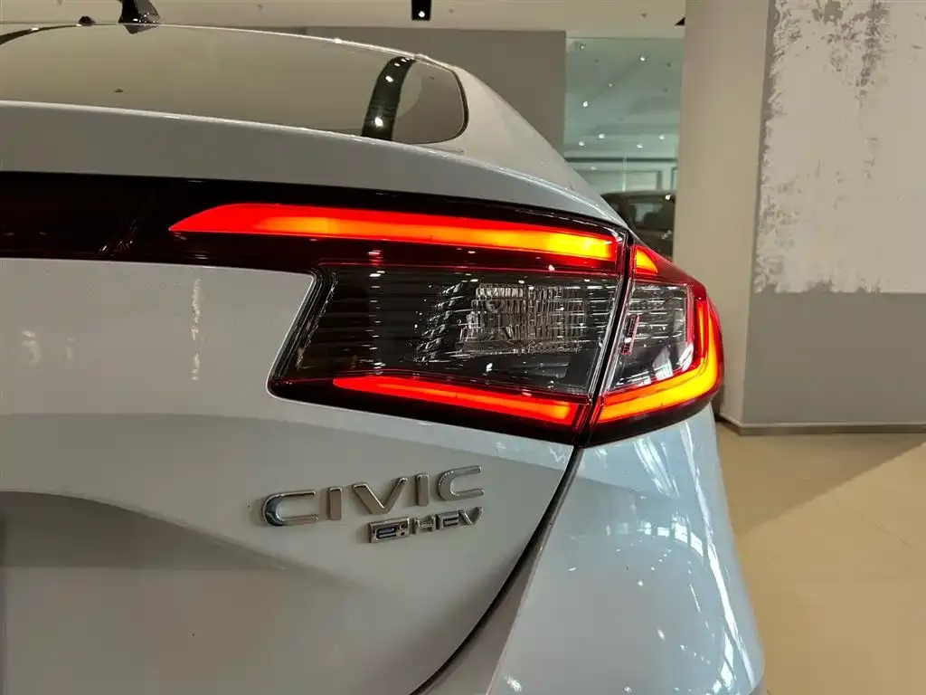 Honda Civic 2023 из CN, фото 10