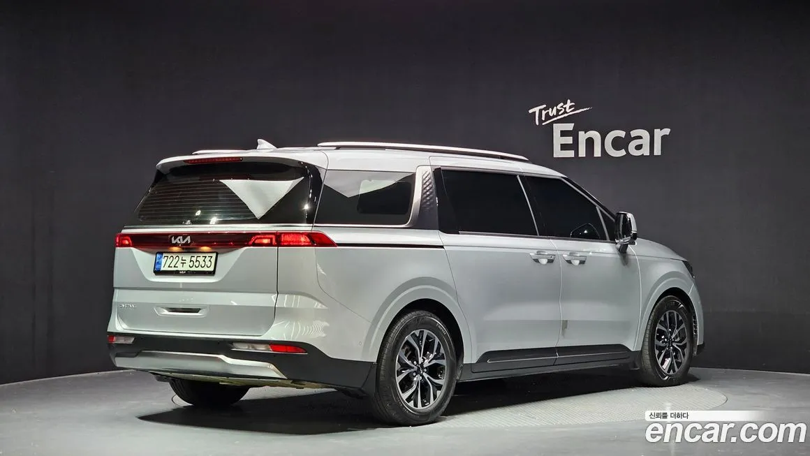 Kia Carnival 2023 из KR, фото 2