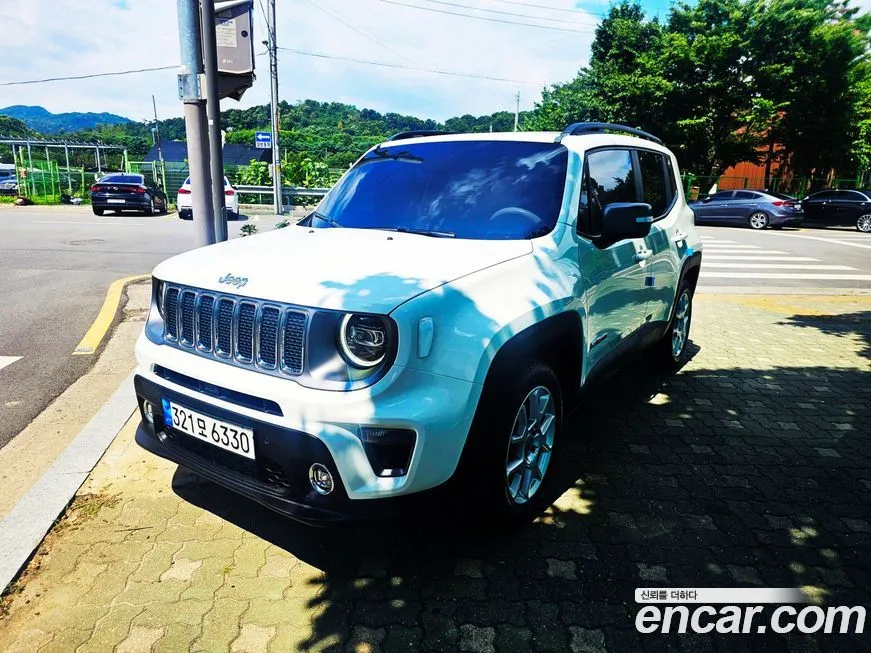 Jeep Renegade — фото 2