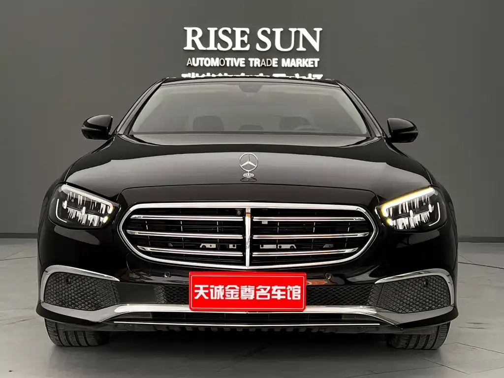 Mercedes-Benz E-Class 2023 из CN, фото 2