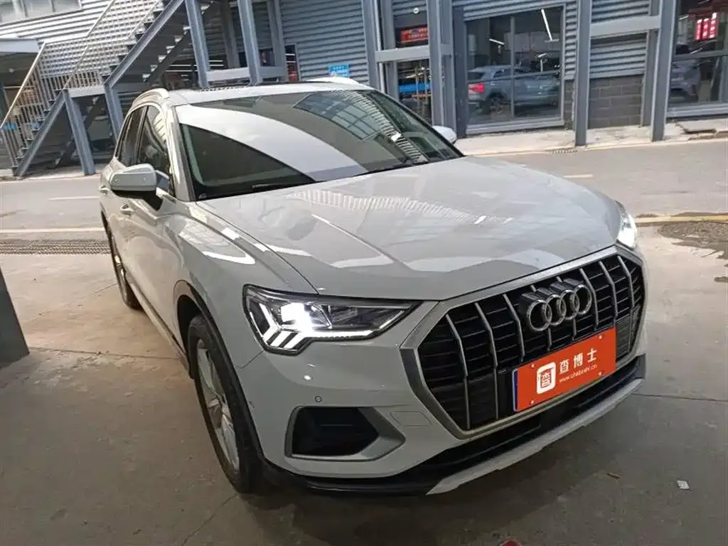 Audi Q3 — фото 2