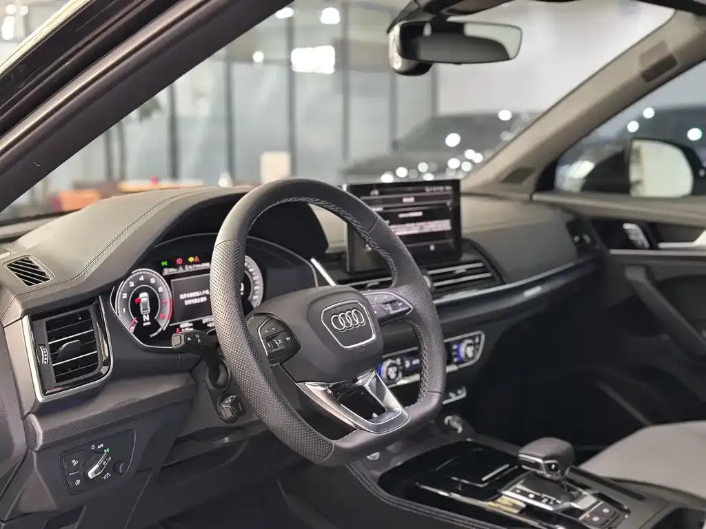 Audi Q5L 2025 из CN, фото 4
