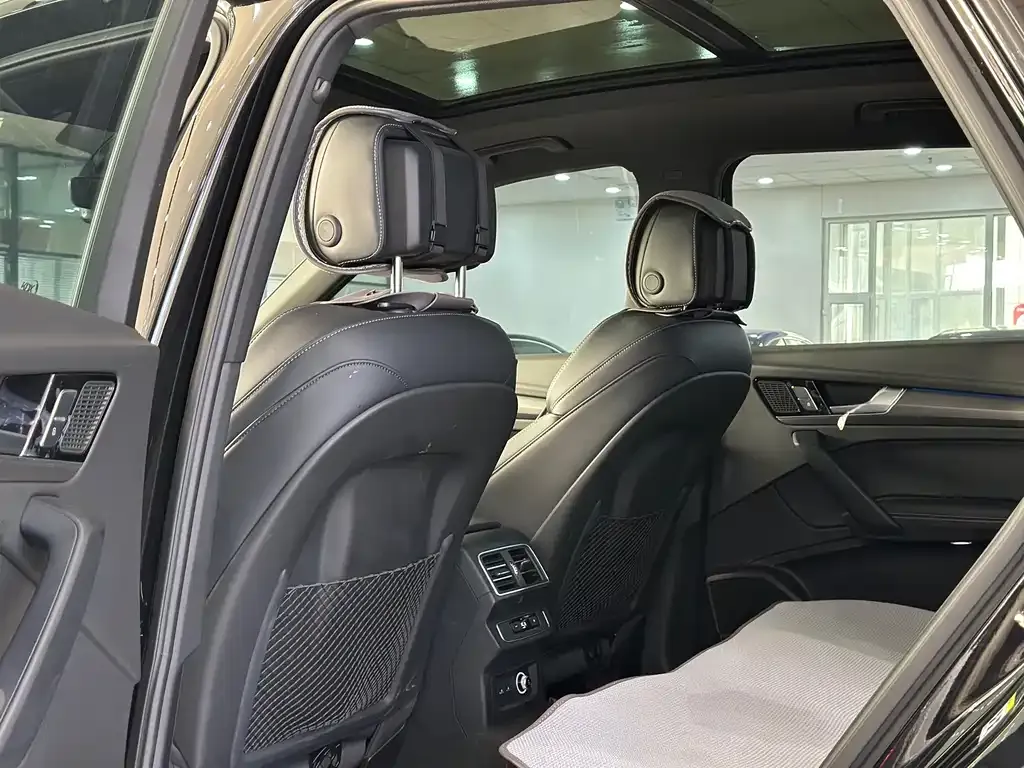 Audi Q5L 2025 из CN, фото 6