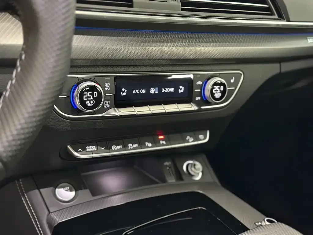 Audi Q5L 2025 из CN, фото 7