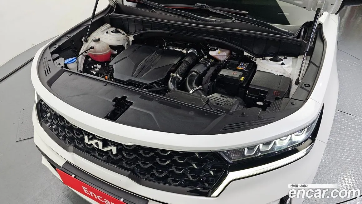 Kia Sorento — фото 6