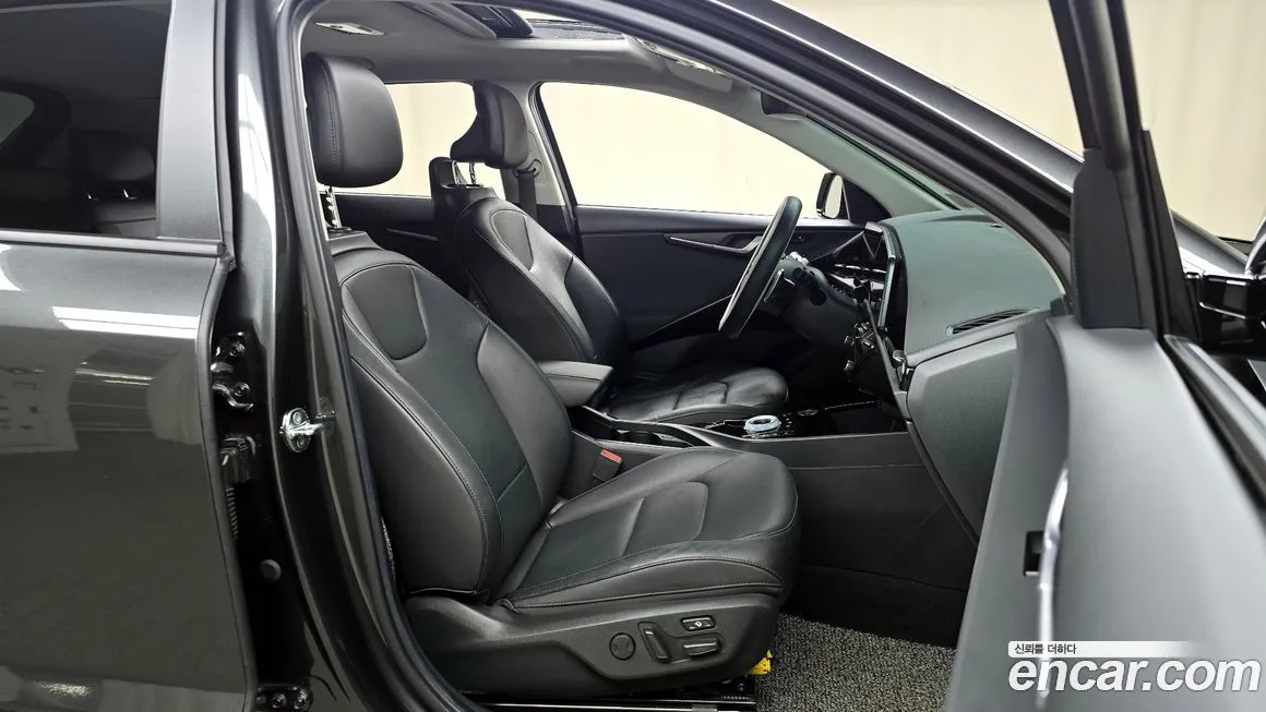 Kia Niro — фото 10