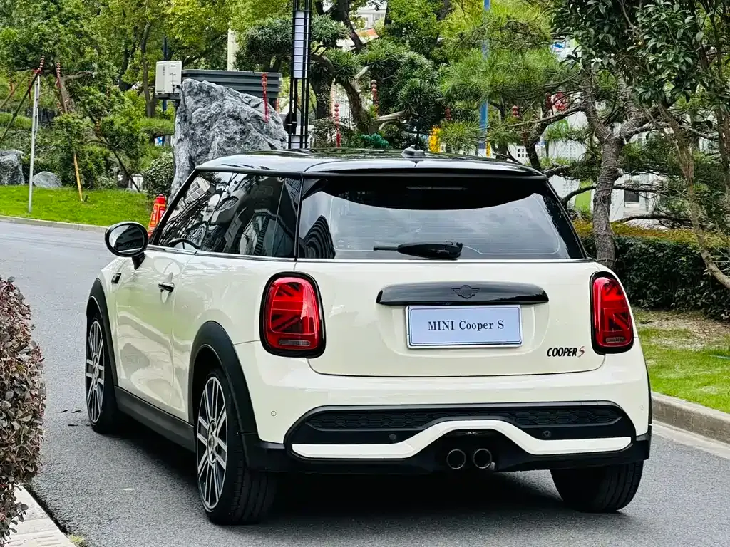 MINI Cooper (3-door) 2022 из CN, фото 4