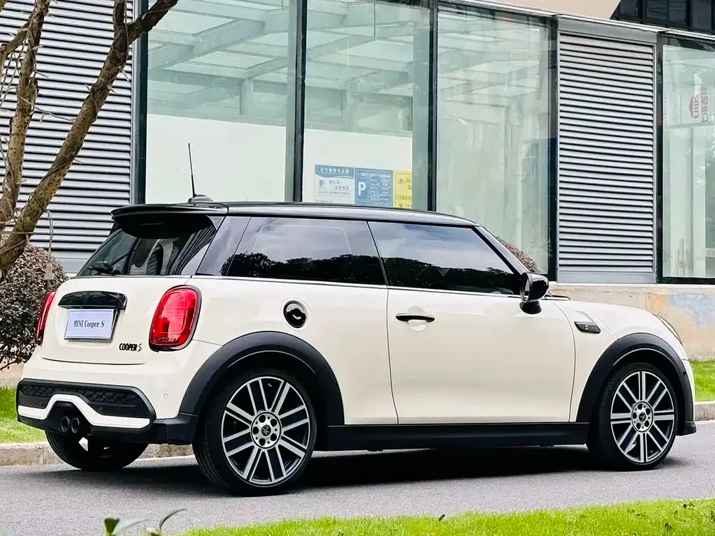 MINI Cooper (3-door) 2022 из CN, фото 8