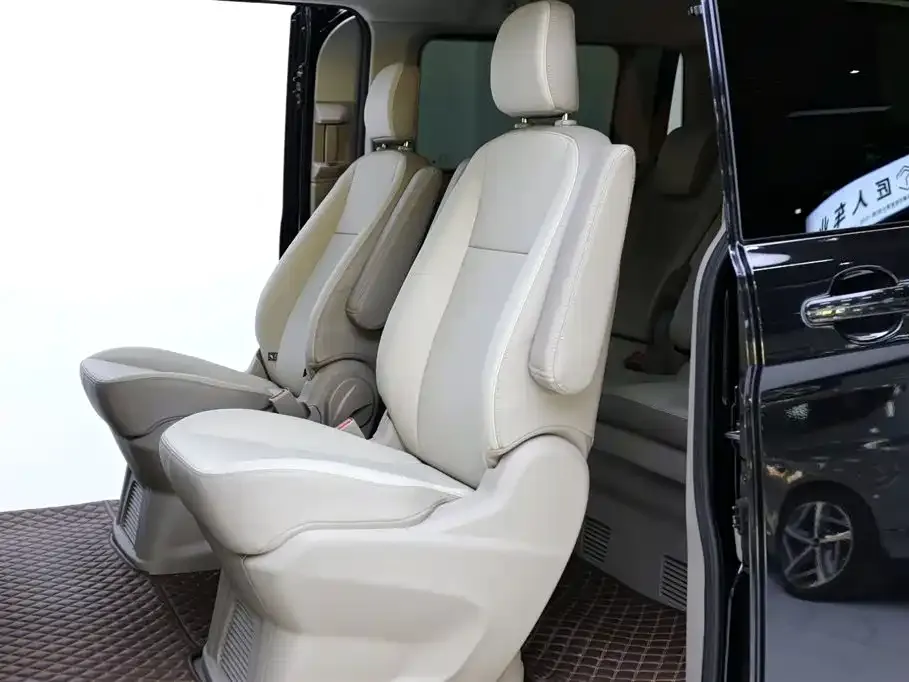 Ford Tourneo 2021 из CN, фото 8