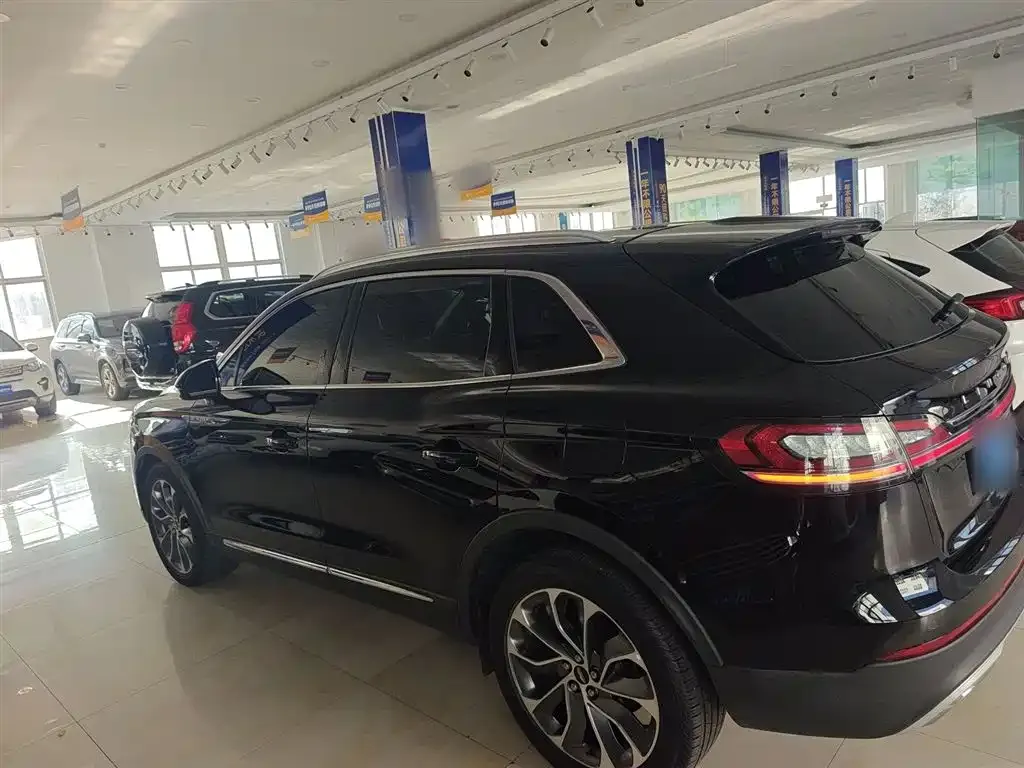 Lincoln Nautilus 2023 из CN, фото 5