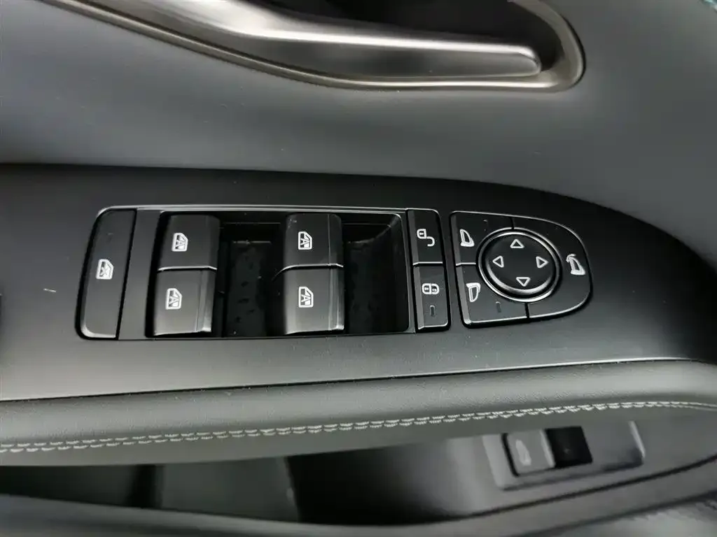 BYD Qin L 2024 из CN, фото 9
