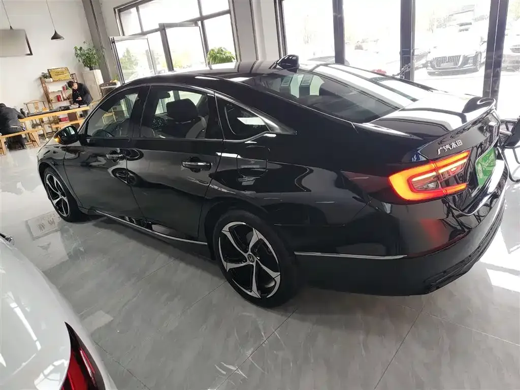 Honda Accord 2023 из CN, фото 5