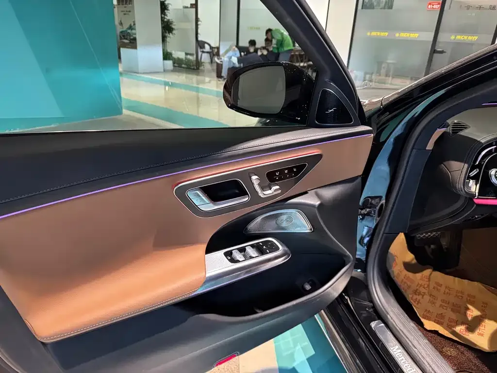 Mercedes-Benz E-Class 2024 из CN, фото 7