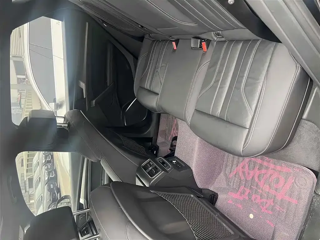 Audi Q5L 2023 из CN, фото 3